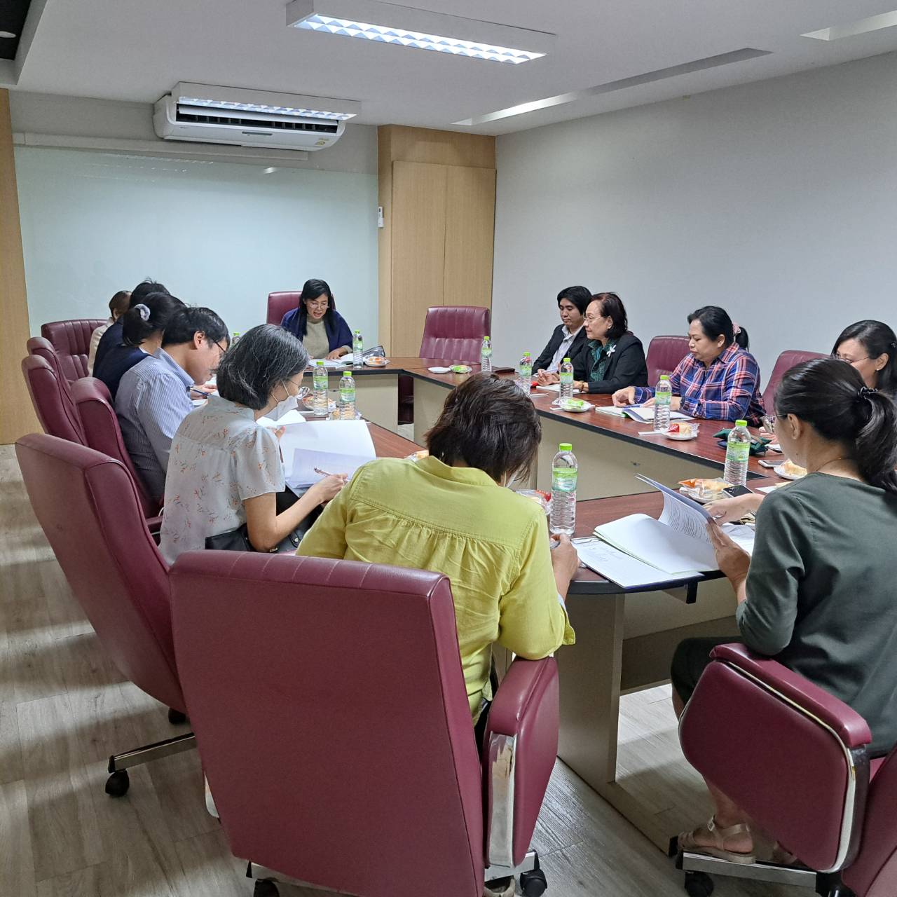 ประชุมคณะกรรมการบริหารวิชาการ
